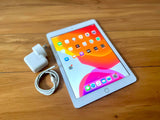 Apple iPad 5th Gen 32GB Wifi White Silver - New Battery (As New) Free Shipping