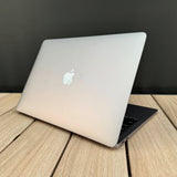 MacBook Air (Retina, 13-inch, 2019) Intel i5, 16GB RAM, 256GB A1932 Space Grey (As New)